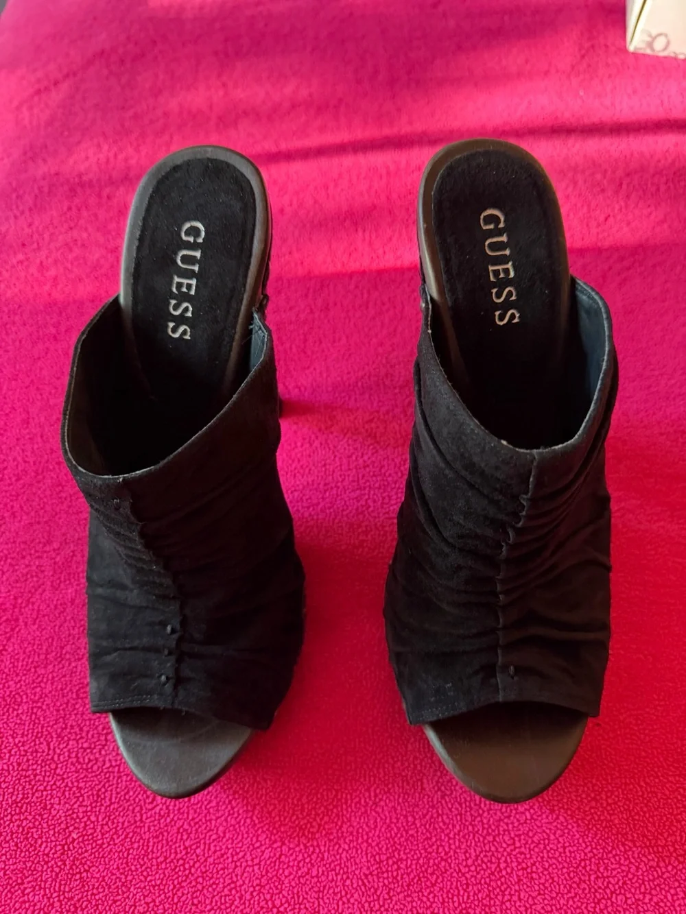 GUESS Women’s Black Ruched Suede Open-Toe Studded Platform Mules - Picture 3 of 6